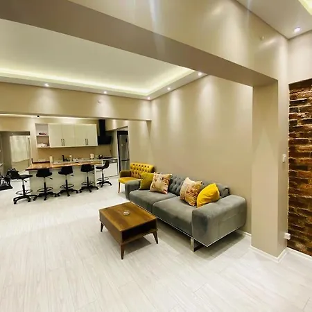 Nisantasi Oezel Tasarim 3+1 * Istanbul