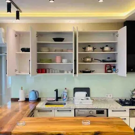 Nisantasi Oezel Tasarim 3+1 * Istanbul